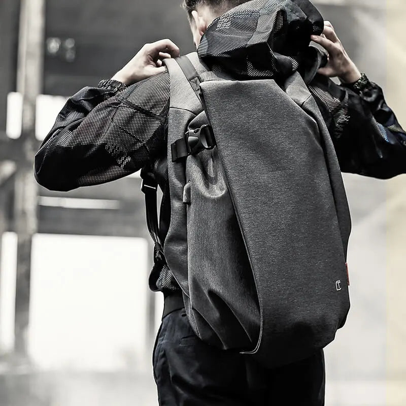 Manta - Tangcool Duffel Hybrid Backpack