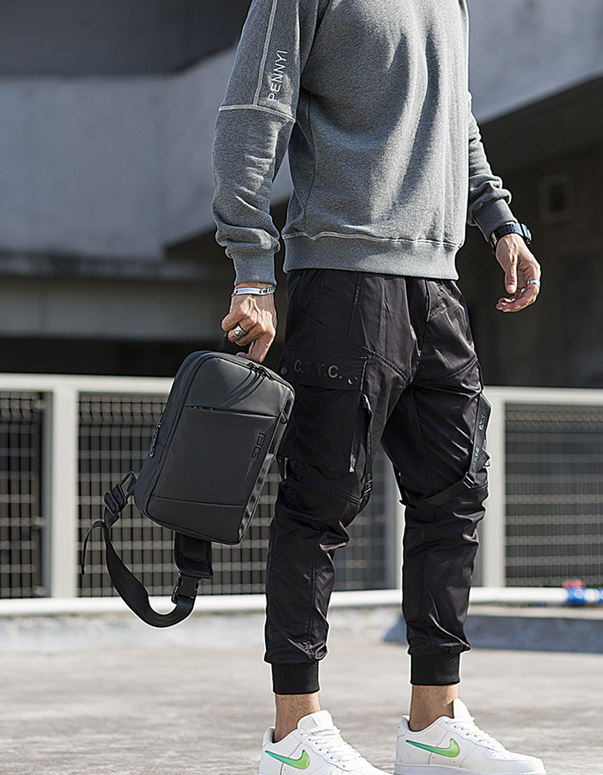 Echo - Waterproof Shoulder Bag